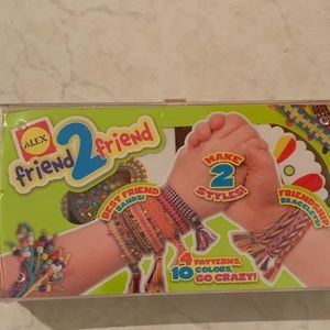 ALEX Friend 2 Friend Bracelet Kit - New